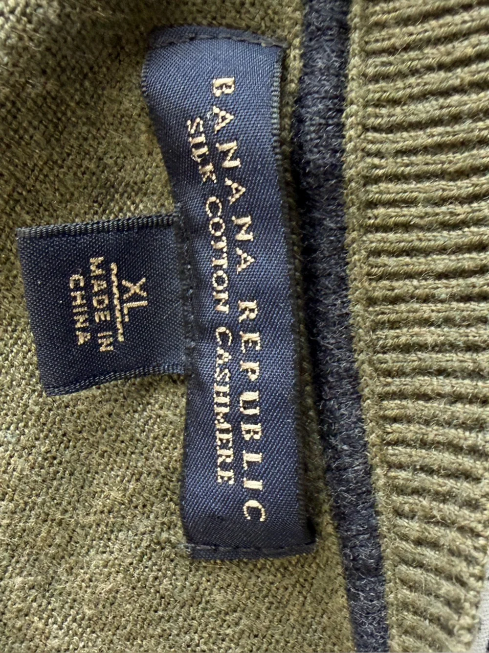 Silk Cashmere Banana Republic Olive Argyle V-Neck Sweater XL Men's bundle